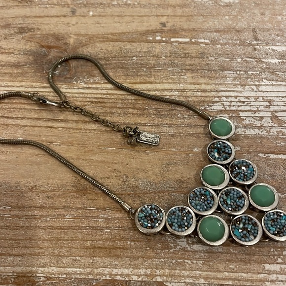 Vintage Kenneth Cole Silver Tone Green Pendant Choker Statement Necklace - Picture 3 of 3